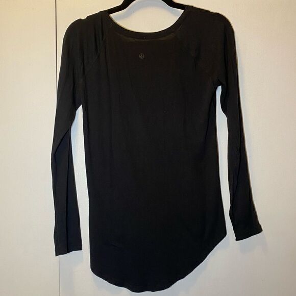 LULULEMON Lifted Balance Long-Sleeved Asymmetrical Hem Top Shirt Women’s Size 2 - Picture 2 of 5
